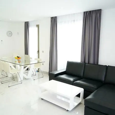 Luxury In Cristianos